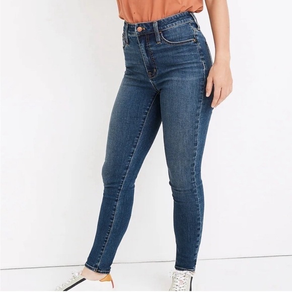 Madewell Denim - Madewell Curvy Roadtripper skinny jeans